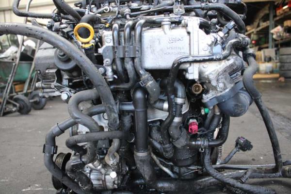 MOTEUR VW / AUDI / SEAT / SKODA 1.6TDI - Vue 3